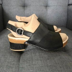 Dansko Madalyn size EU38 (women's 7.5-8)